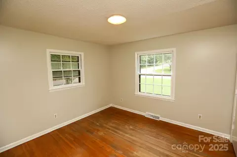 Bedroom - 101 Hemlock Dr, Salisbury, NC 28147 photo 2 of 3