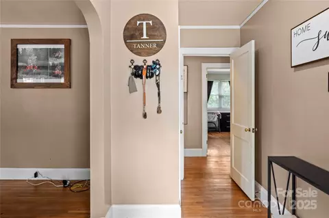 443 W Main St, Elkin, NC 28621 photo 10