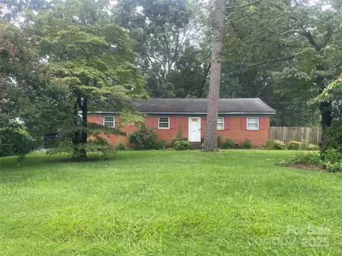5516 Beverly Dr, Indian Trail, NC 28079