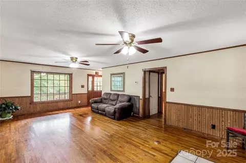 Living - 2163 Golf Course Rd, Lancaster, SC 29720 photo 3 of 5