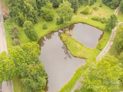View/Area - 2163 Golf Course Rd, Lancaster, SC 29720 photo 2 of 2