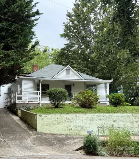 90 Tremont 4 St #4, Asheville, NC 28806