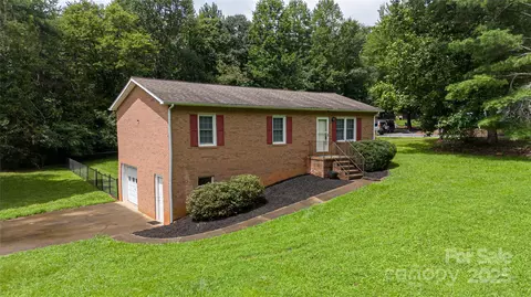 2970 Lake Dr, Morganton, NC 28655