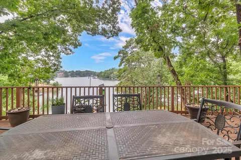 10017 Bora Bora Dr, Fort Mill, SC 29708 photo 25