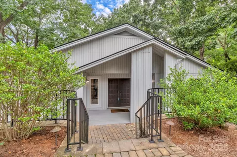 10017 Bora Bora Dr, Fort Mill, SC 29708 photo 6