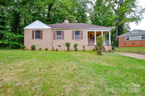 1509 Wickham Ln, Charlotte, NC 28208