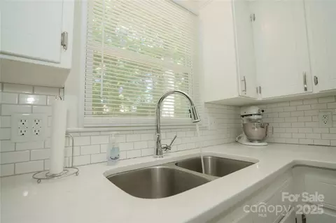 Kitchen - 427 Willow Rd, Salisbury, NC 28147 photo 2 of 5