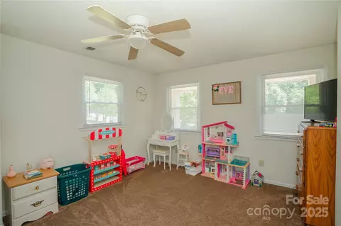 Bedroom - 427 Willow Rd, Salisbury, NC 28147 photo 5 of 8
