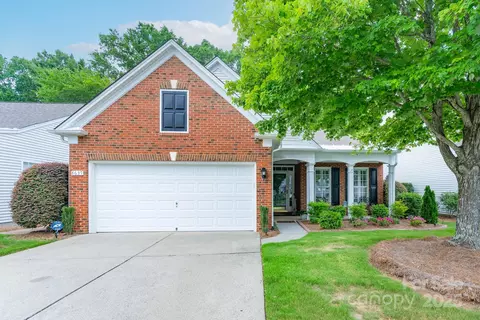 8637 Annabel Lee Ln, Charlotte, NC 28277