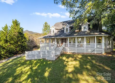 110 Stonecrest Dr, Asheville, NC 28803