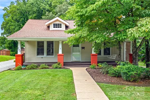 723 Elk Spur St, Elkin, NC 28621