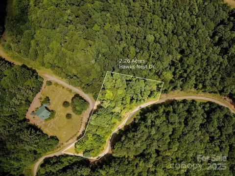 Hawks Nest Drive, Burnsville, NC 28714