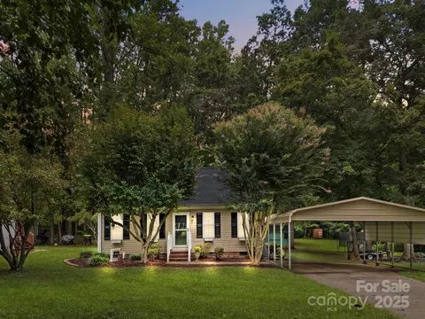 309 Woodhaven Dr, China Grove, NC 28023