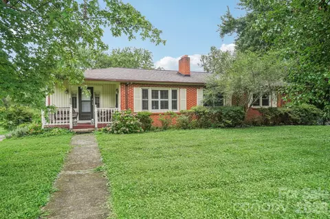 8061 Us 70 W Hwy W, Old Fort, NC 28762
