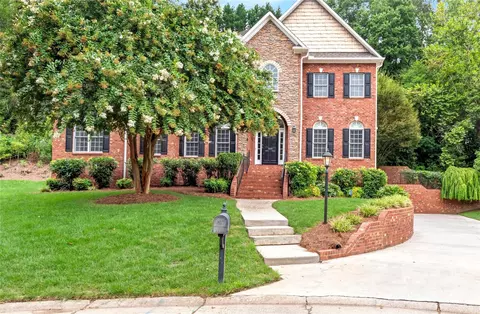 4100 Birch Creek Trl, Winston Salem, NC 27106