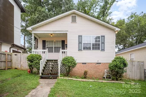 820 E 18th St, Charlotte, NC 28205