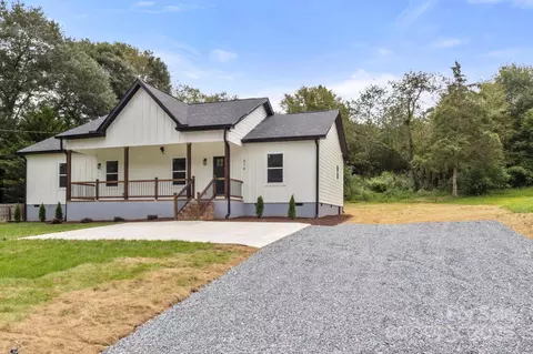 614 Hardin Rd, Dallas, NC 28034