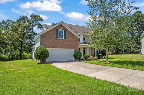 2003 Red Carpet Ct, Indian Trail, NC 28079