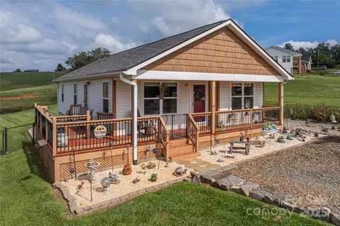 43 Paul Bridges Rd, Alexander, NC 28701
