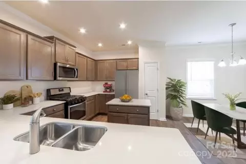 11513 Glasden 521 Rd #521, Charlotte, NC 28278