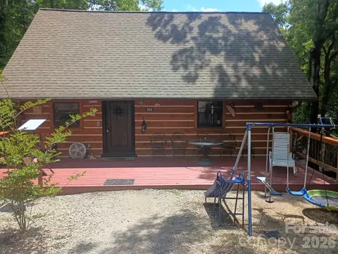 653 Lakeview N Dr N, Marion, NC 28752