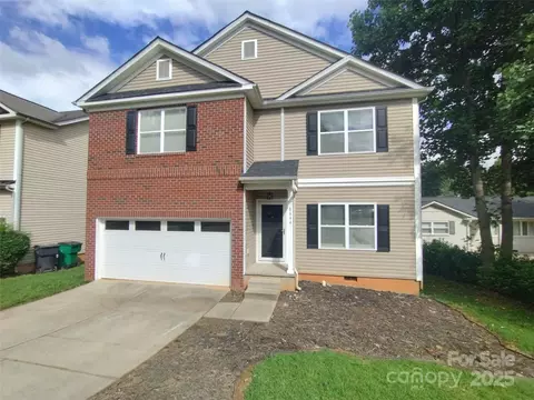 8644 Old Potters Rd, Charlotte, NC 28269