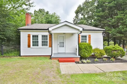 1059 Old Charlotte Rd, Concord, NC 28027