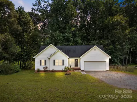 118 Aurora Mill Rd, Stanfield, NC 28163