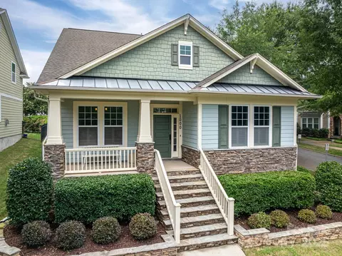 1000 Bobbin Ln, Belmont, NC 28012