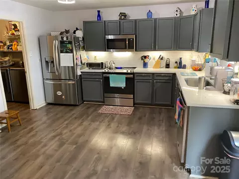Kitchen - 717 Sinclair Dr, Monroe, NC 28112 photo 1 of 2