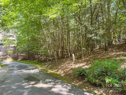 00 Spring 6 Rd #6, Hendersonville, NC 28739