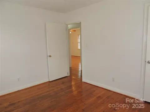 Bedroom - 1106 3rd Street Se Dr SE, Conover, NC 28613 photo 3 of 4