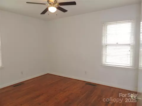 Bedroom - 1106 3rd Street Se Dr SE, Conover, NC 28613 photo 2 of 4
