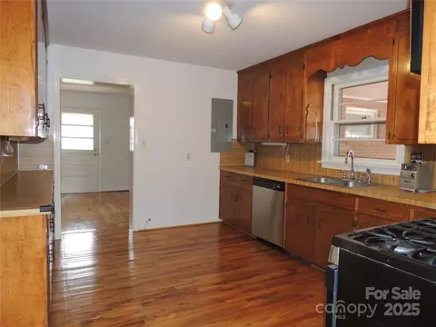 Kitchen - 1106 3rd Street Se Dr SE, Conover, NC 28613 photo 1 of 2