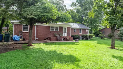 Exterior - 1106 3rd Street Se Dr SE, Conover, NC 28613 photo 4 of 4