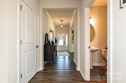 Entry Way - 17318 Gladys Way, Davidson, NC 28036 photo 2 of 3