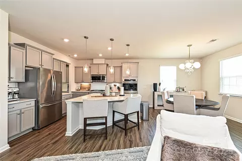 Kitchen - 17318 Gladys Way, Davidson, NC 28036 photo 3 of 3