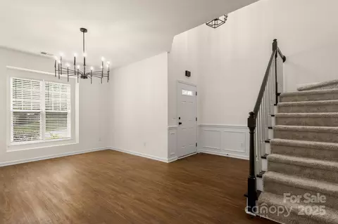 Living - 437 Silver Cypress Ln, Fort Mill, SC 29708 photo 1 of 8