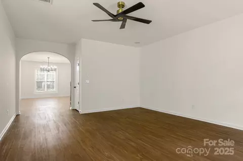 Living - 437 Silver Cypress Ln, Fort Mill, SC 29708 photo 5 of 8