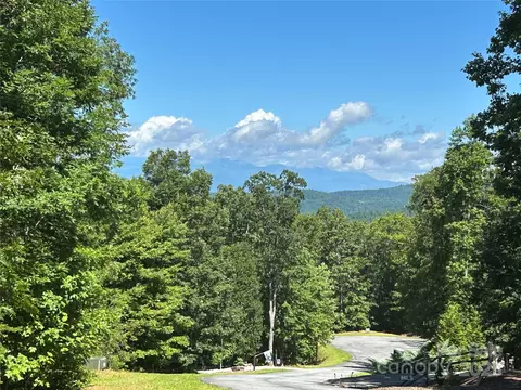 149 Fall Creek 161 Rd #161, Nebo, NC 28761