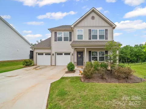 10096 Jack Nicklaus Dr, Lancaster, SC 29720