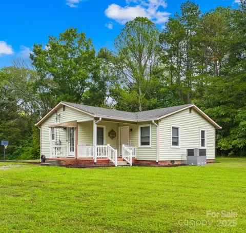 114 Graham Acres Rd, Salisbury, NC 28147