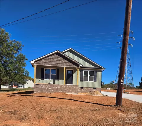 1055 Roberts 1 St #1, China Grove, NC 28023