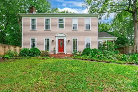 6816 Porterfield Rd, Charlotte, NC 28226