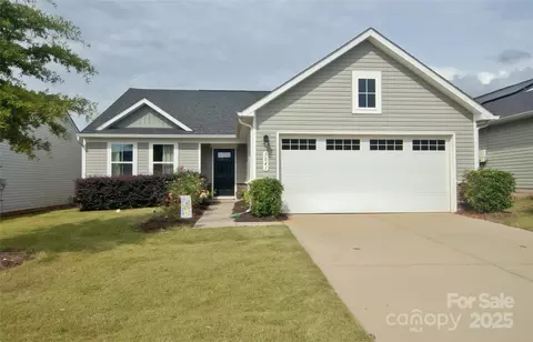 5041 Macvittie Ln, Charlotte, NC 28214