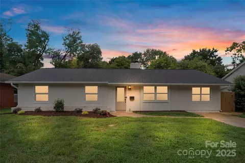 5220 Seacroft Rd, Charlotte, NC 28210