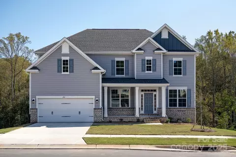 212 E Warfield Dr, Mooresville, NC 28115