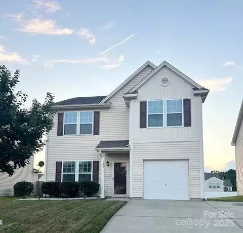 12876 Mustang Dr, Midland, NC 28107