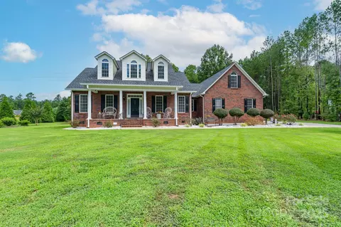 892 Silver Charm Ln, York, SC 29745