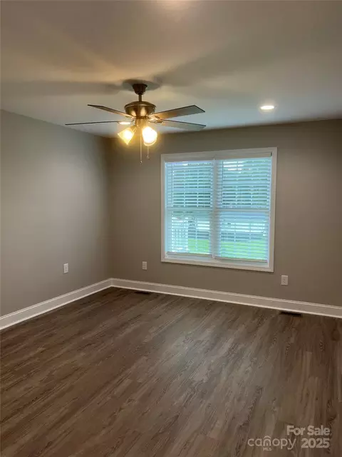 302 E Boyd Unit B St UNIT B, Maiden, NC 28650 photo 8